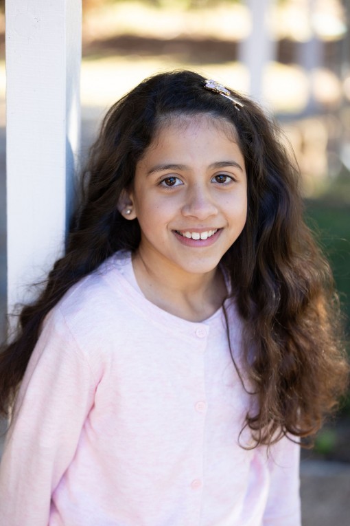 Ariana HEADSHOT