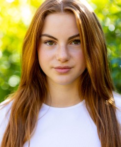 Allegra HEADSHOT