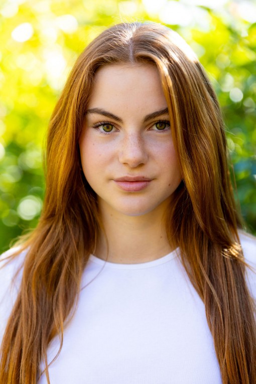 Allegra HEADSHOT