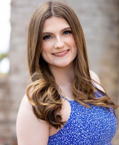 Ella HEADSHOT